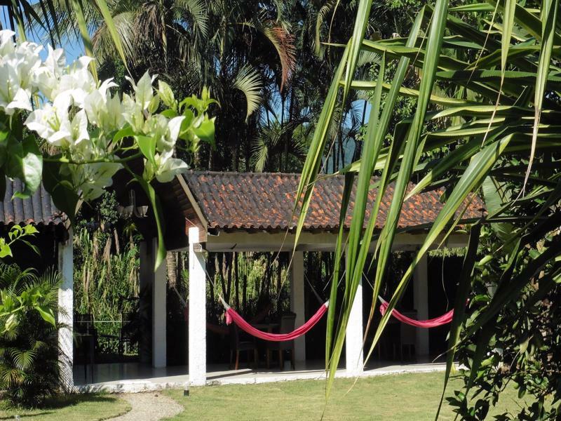 Bambu Bamboo Pousada Парати Екстериор снимка